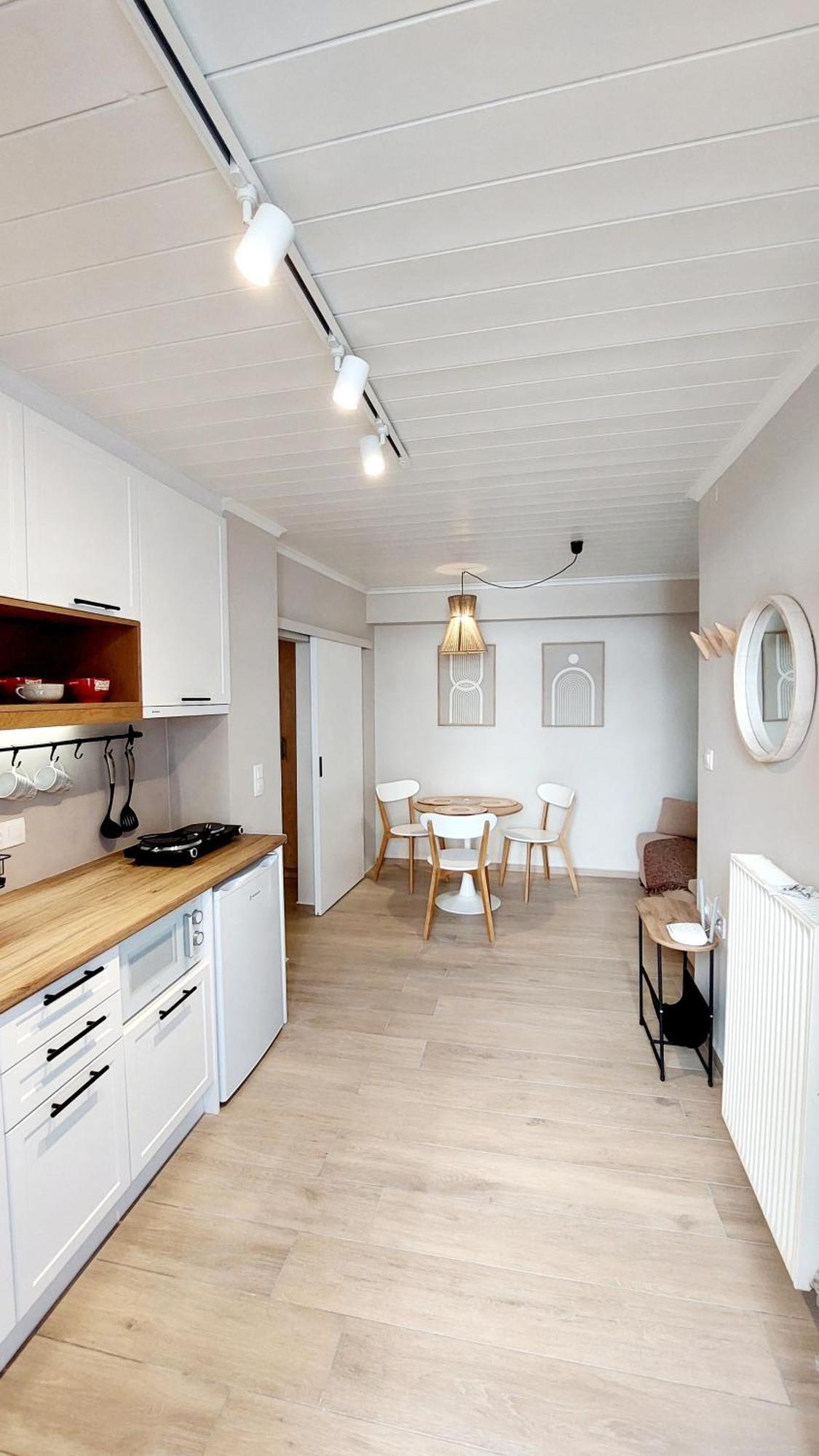 Lilys Apartments Resmo Dış mekan fotoğraf