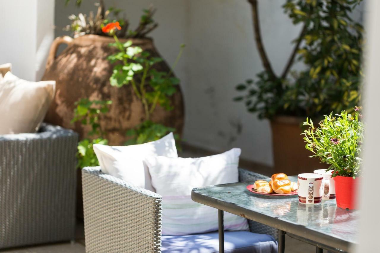 Lilys Apartments Resmo Dış mekan fotoğraf