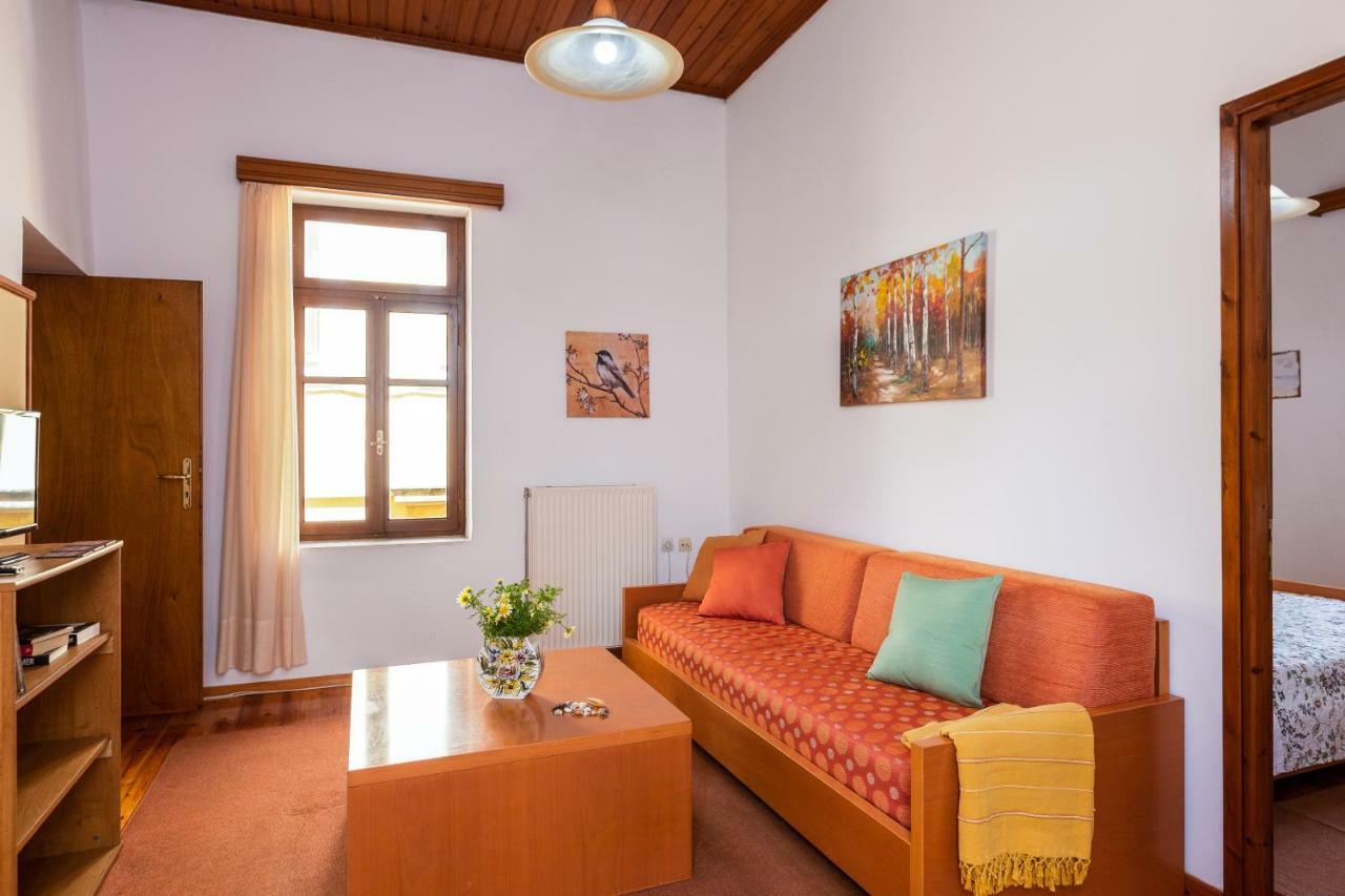 Lilys Apartments Resmo Oda fotoğraf
